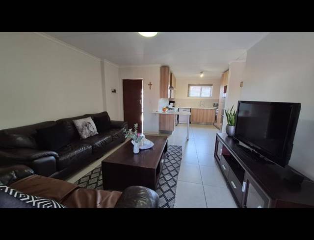 2 BEDROOM APARTMENT FOR SALE IN HEREFORD ESTATE